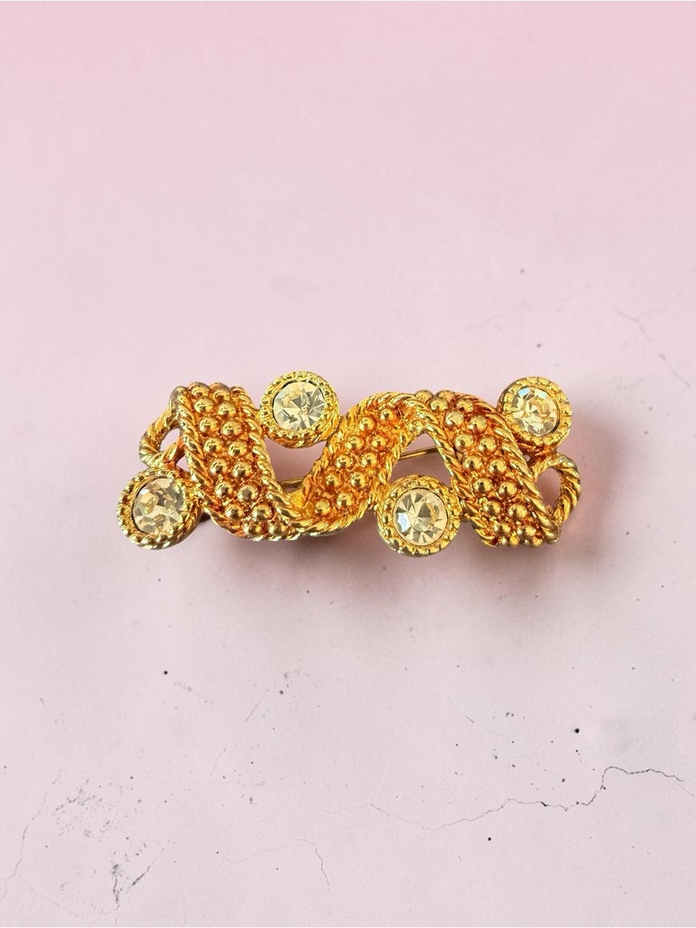 ✨ Swarovski Crystal Gold Tone Brooch Pin Statement Rhinestone